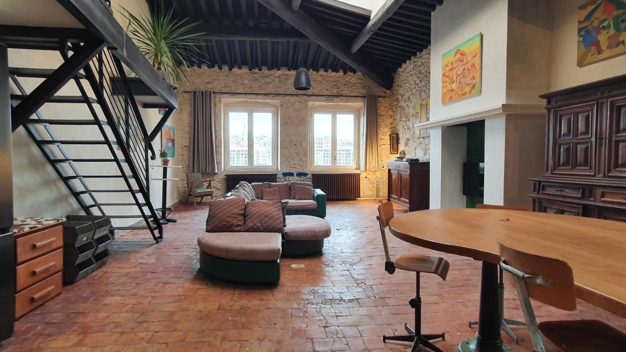 Grand Loft En Plein Coeur Du Vieux-port Marseilles
